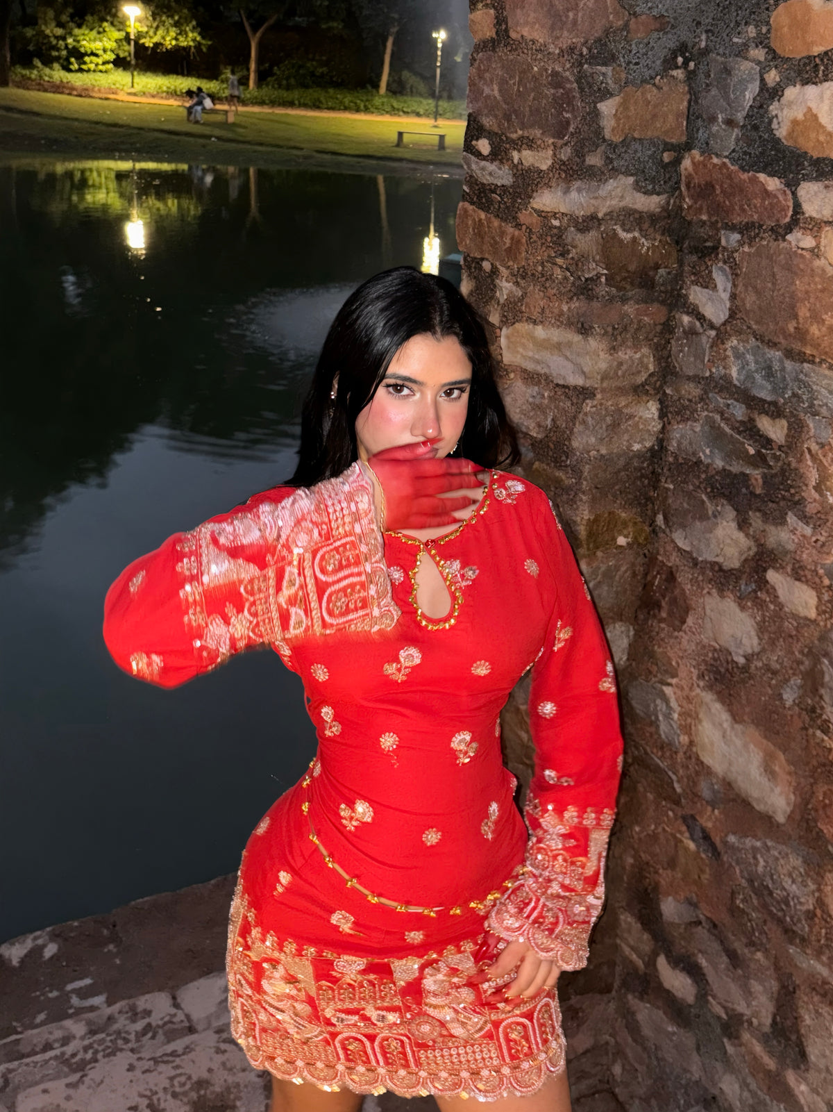 The Surkh Chand Set